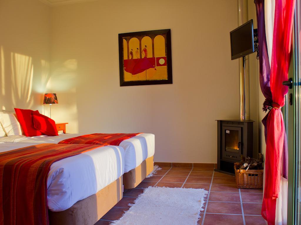 Hostal Vale De Ferreiros Abrantes Habitación foto
